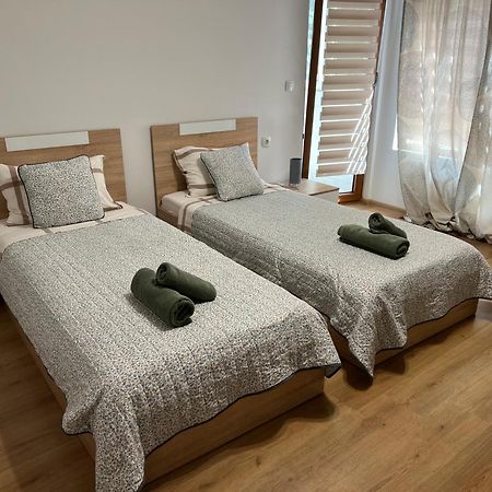 Top Center Apartment In Veliko Tarnovo Kültér fotó