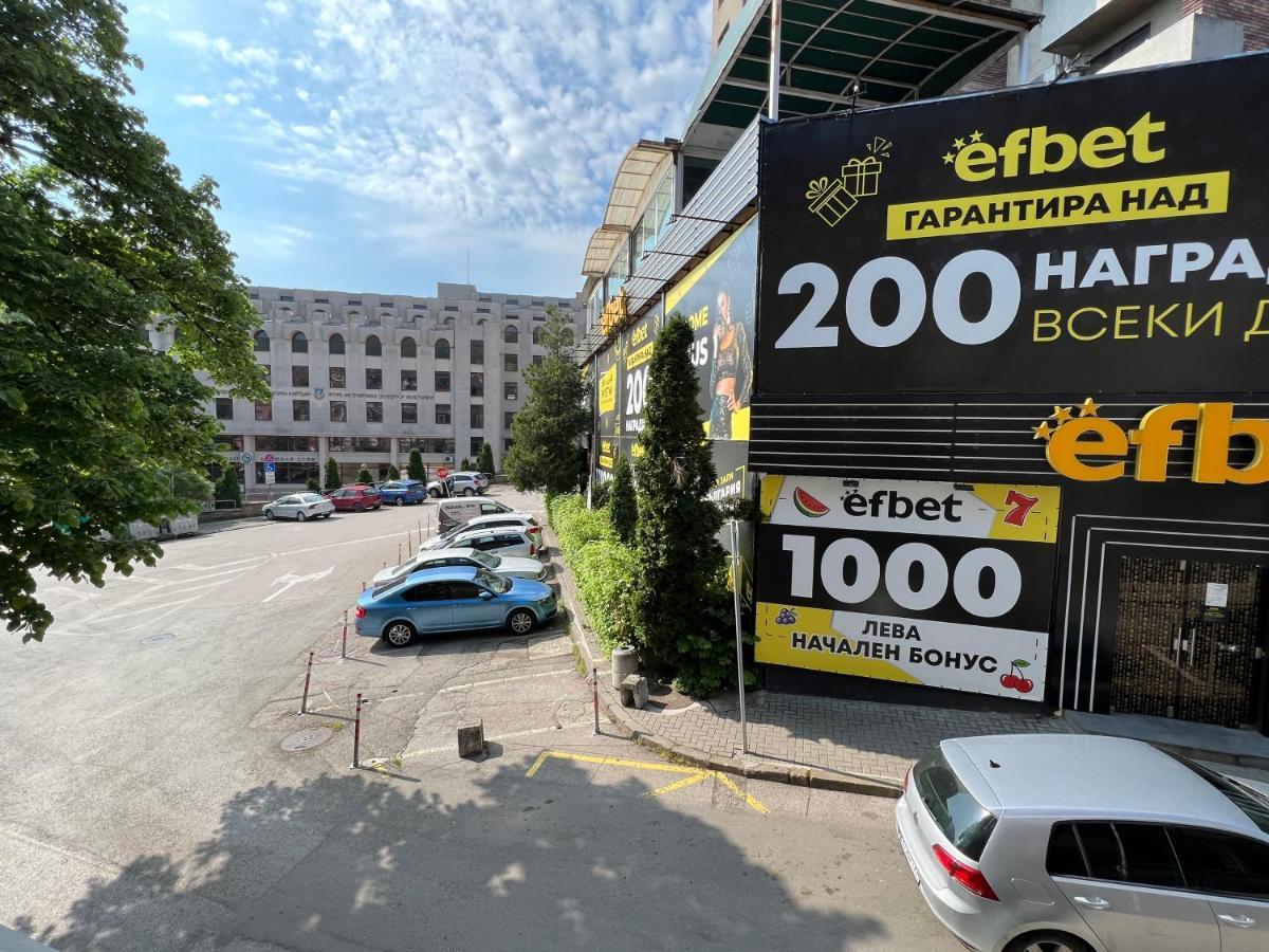 Top Center Apartment In Veliko Tarnovo Kültér fotó